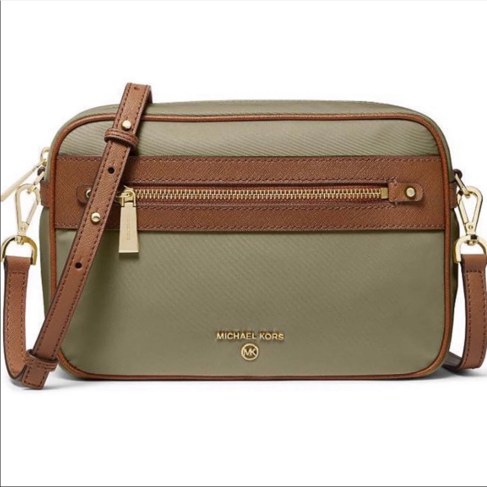Michael kors crossbody